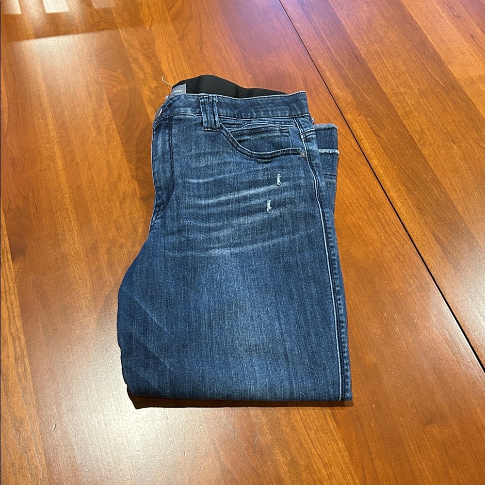 Democracy Blue Cropped Jeans